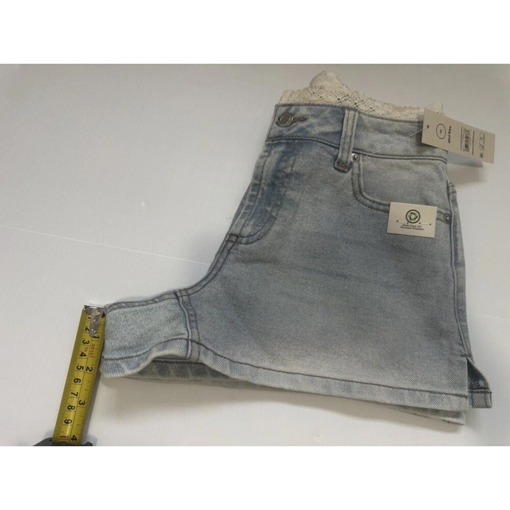 No Boundaries Women’s Mid Rise Denim Shorts Light Wash Size 00 New Tags - Picture 7 of 10